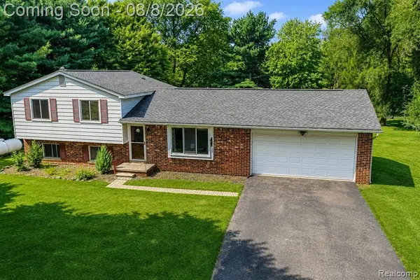 8796 Coyle, Pinckney, MI 48169