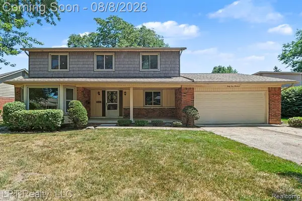 4100 Gatesford Circle, Troy, MI 48085