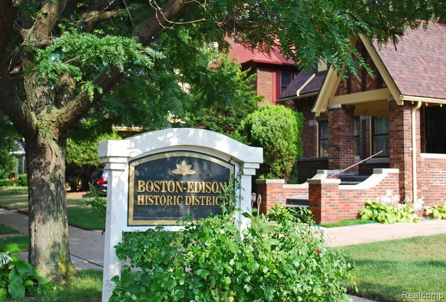 80 Longfellow, Detroit, MI 48202 - #2