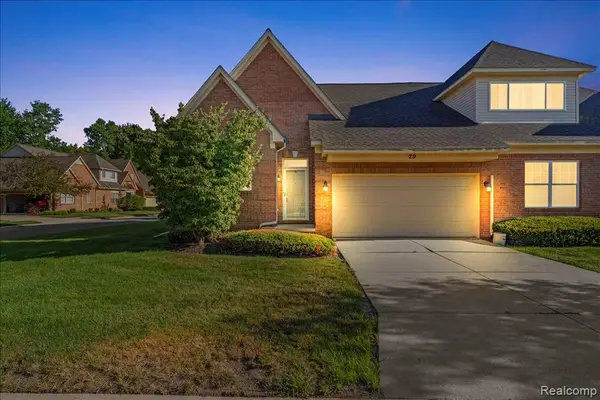 48840 Stonebriar, Canton, MI 48188
