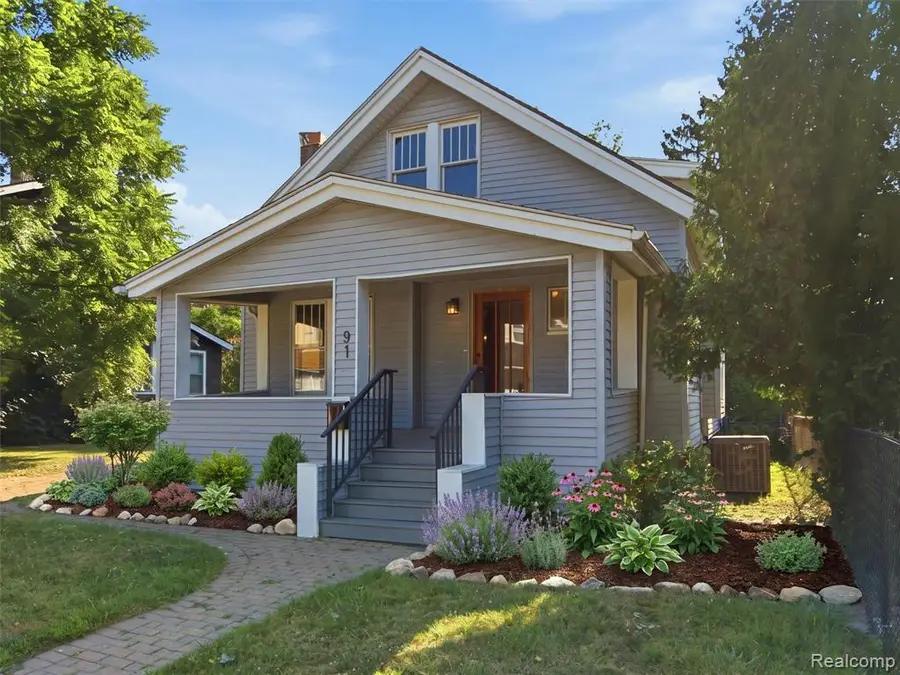 91 Oneida, Pontiac, MI 48341 - #2