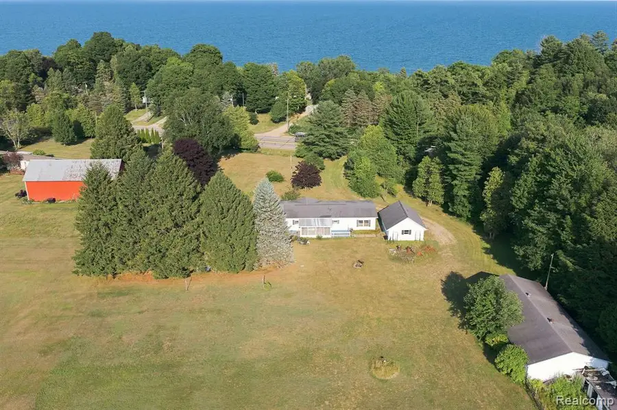 2390 Lakeshore, Applegate, MI 48401 - #3
