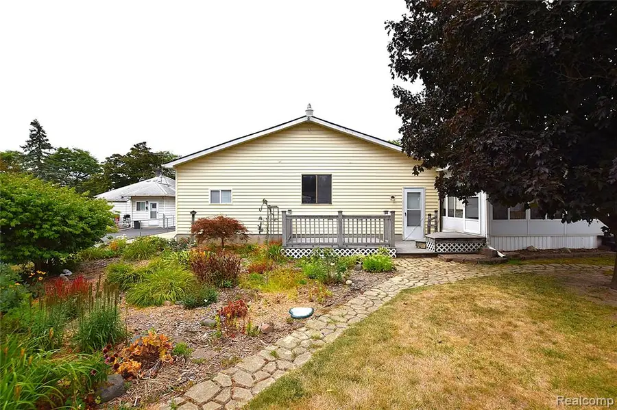 2073 Dutcher, Flint, MI 48532 - #2