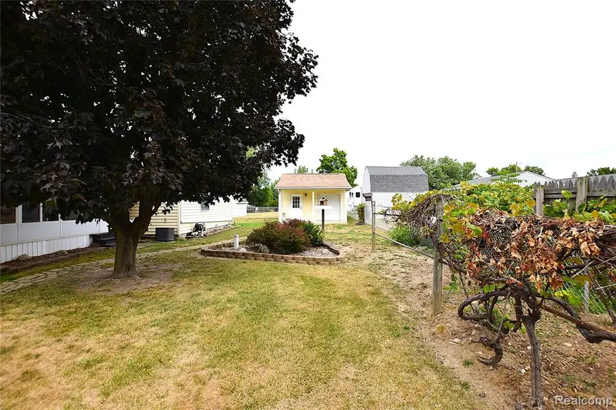 2073 Dutcher, Flint, MI 48532 - #3