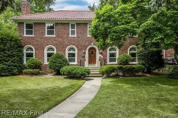 1349 Devonshire, Grosse Pointe, MI 48230