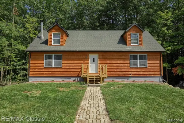 16645 Bordman, Berlin, MI 48002