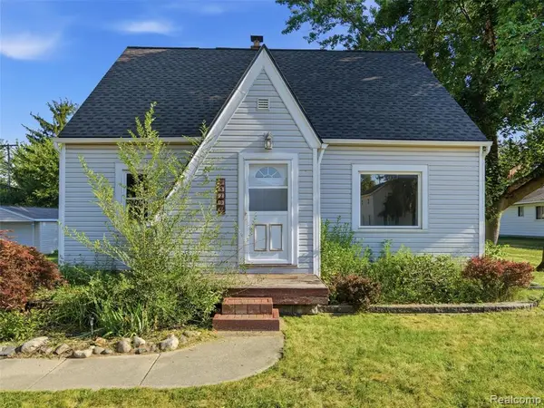 529 E Broad, Linden, MI 48451