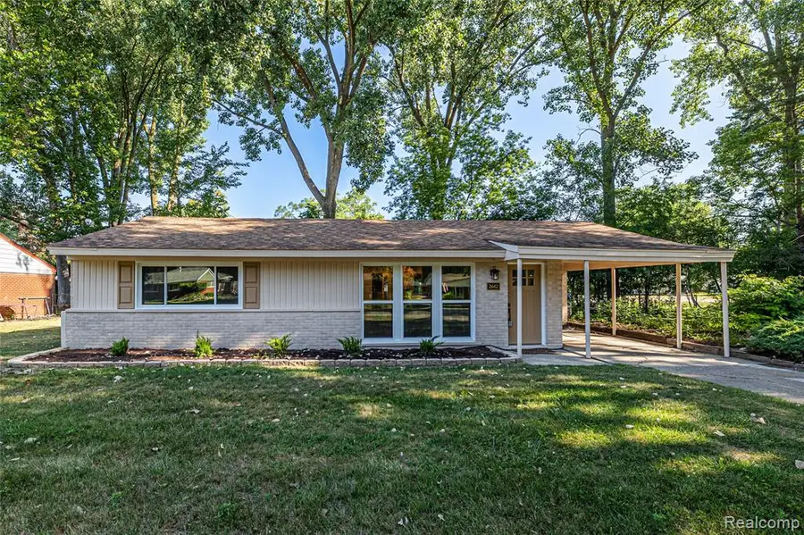 2642 Littletell, West Bloomfield, MI 48324 - #3