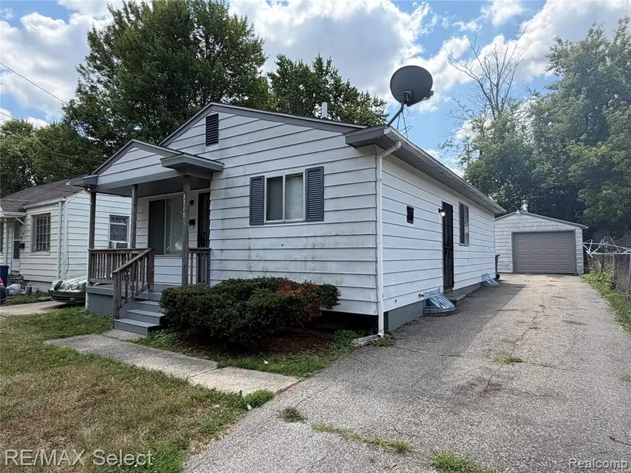 3717 Larchmont, Flint, MI 48532 - #2