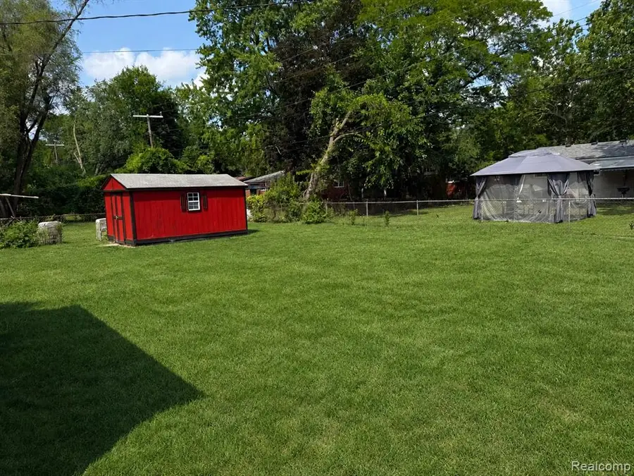 19280 Magnolia, Southfield, MI 48075 - #3