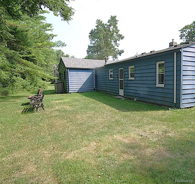 5349 E Carpenter, Flint, MI 48506 - #3