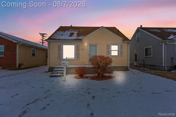 27550 Garfield, Roseville, MI 48066