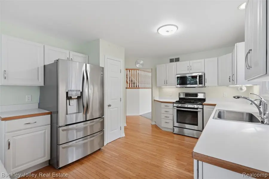 4784 New Haven, Howell, MI 48843 - #3