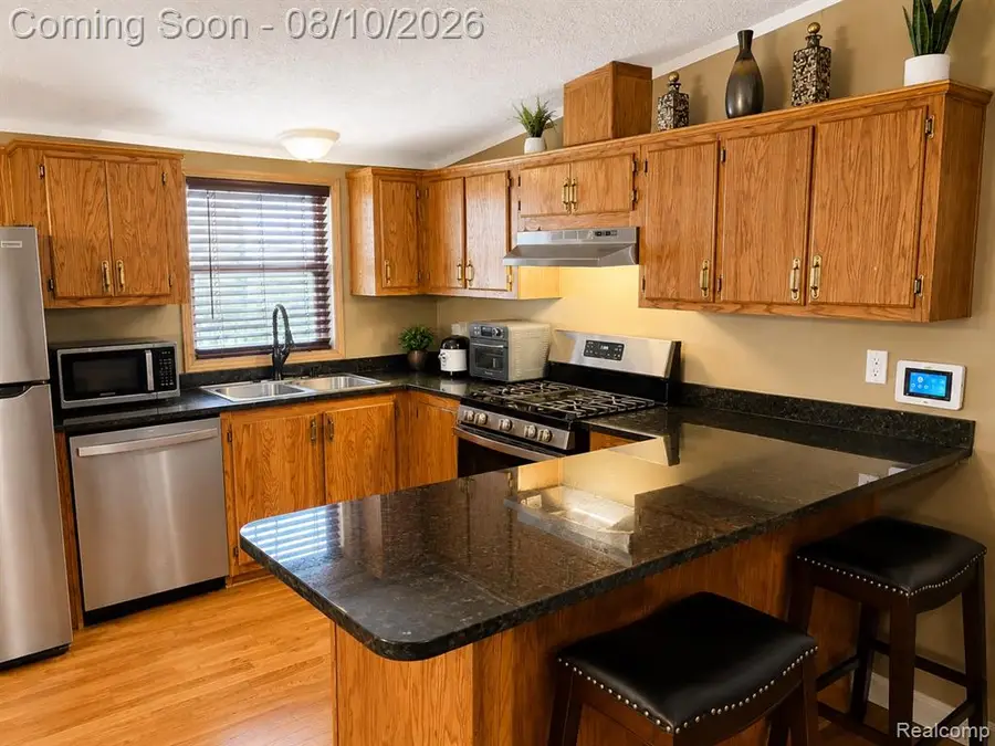 3730 Lapeer, Port Huron, MI 48060 - #3
