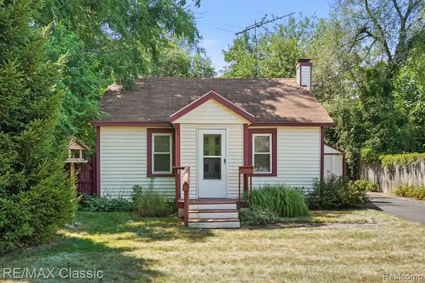 883 Jerome, Ypsilanti, MI 48198
