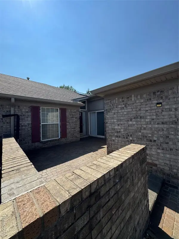 59219 Conifer, Washington, MI 48094