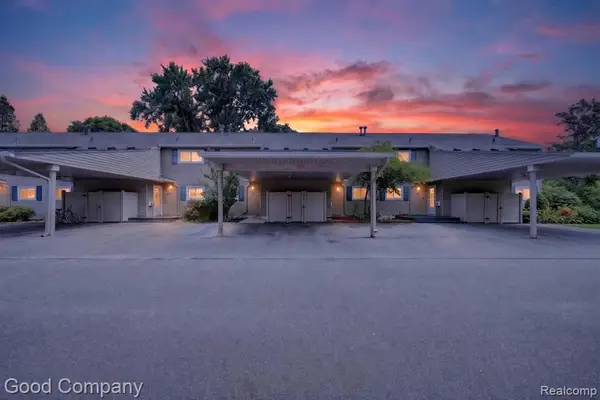 757 Kirts, Troy, MI 48084