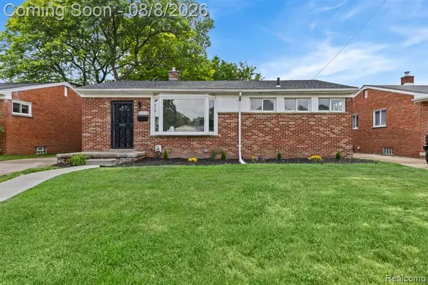 22121 Whitmore, Oak Park, MI 48237