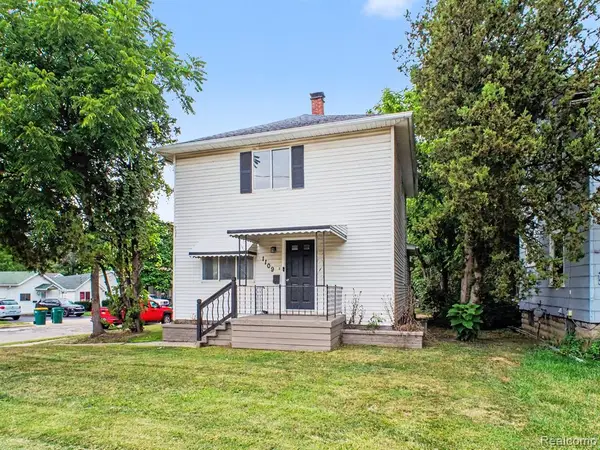 1109 E Mount Morris, Mount Morris, MI 48458