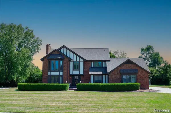 6651 Arlington, West Bloomfield, MI 48322