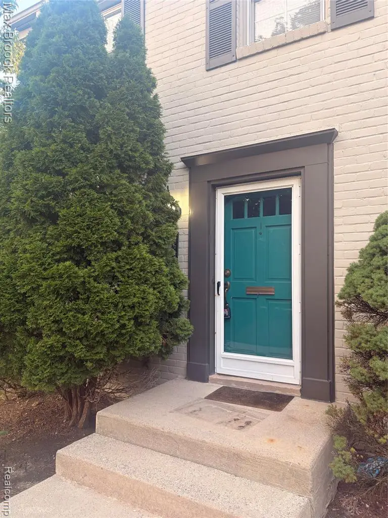 1682 Graefield, Birmingham, MI 48009 - #2