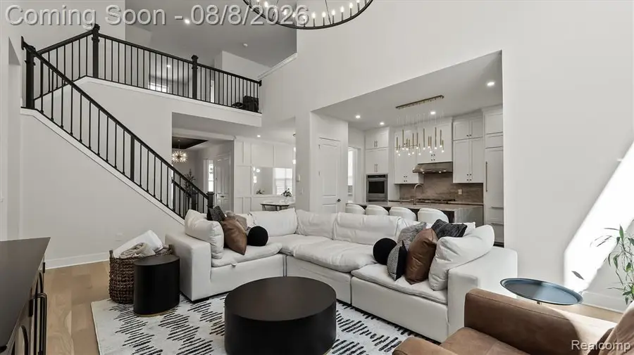 7679 Larchwood, West Bloomfield, MI 48322 - #2