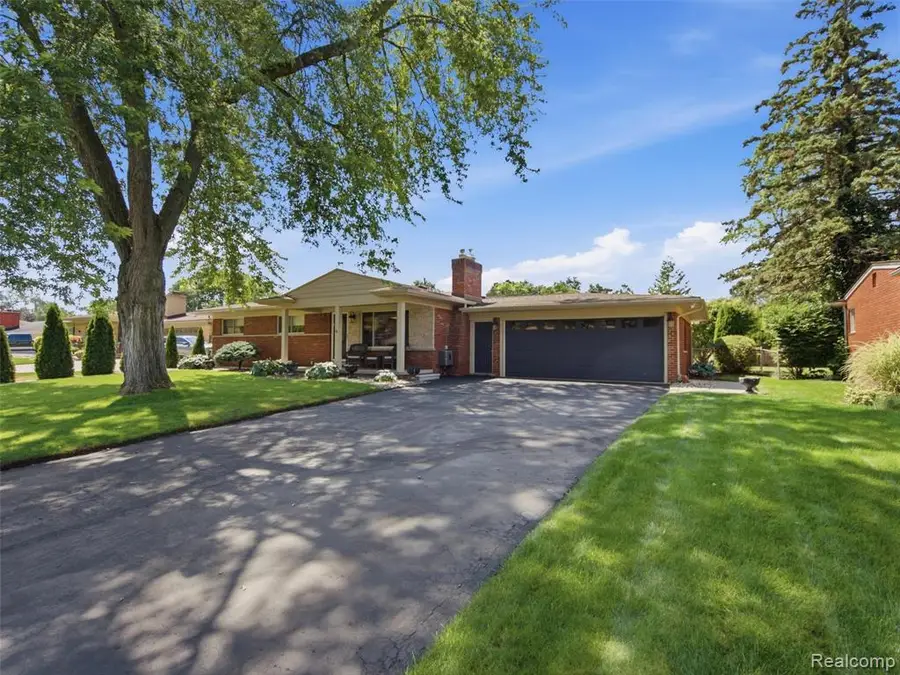53261 Tundra, Utica, MI 48316 - #2