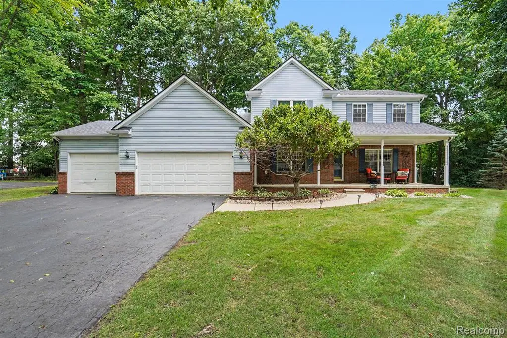 6290 Waldon Woods, Clarkston, MI 48346 - #1