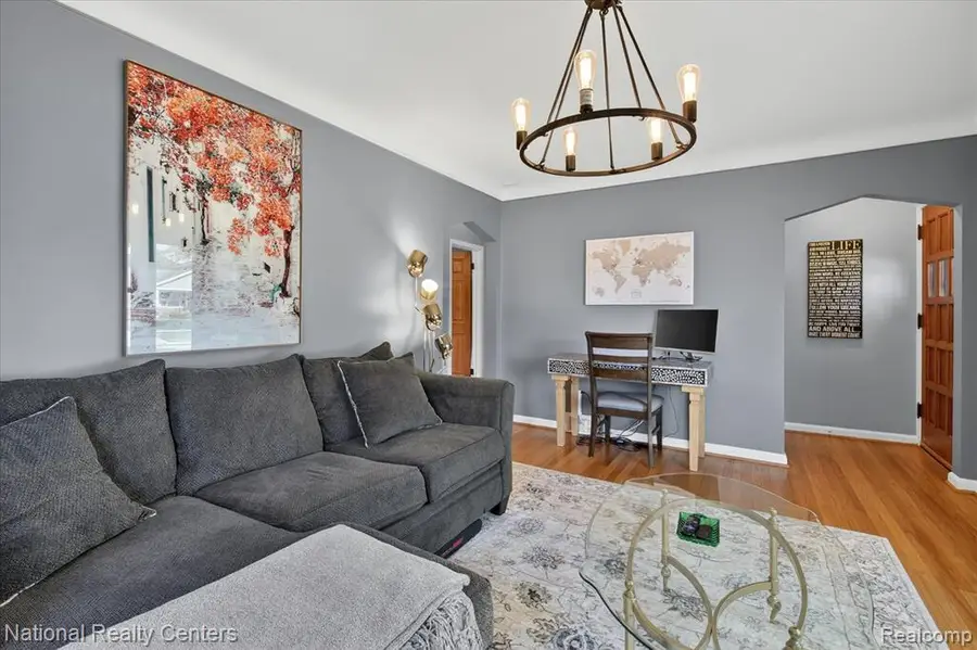 2436 N Vermont, Royal Oak, MI 48073 - #3
