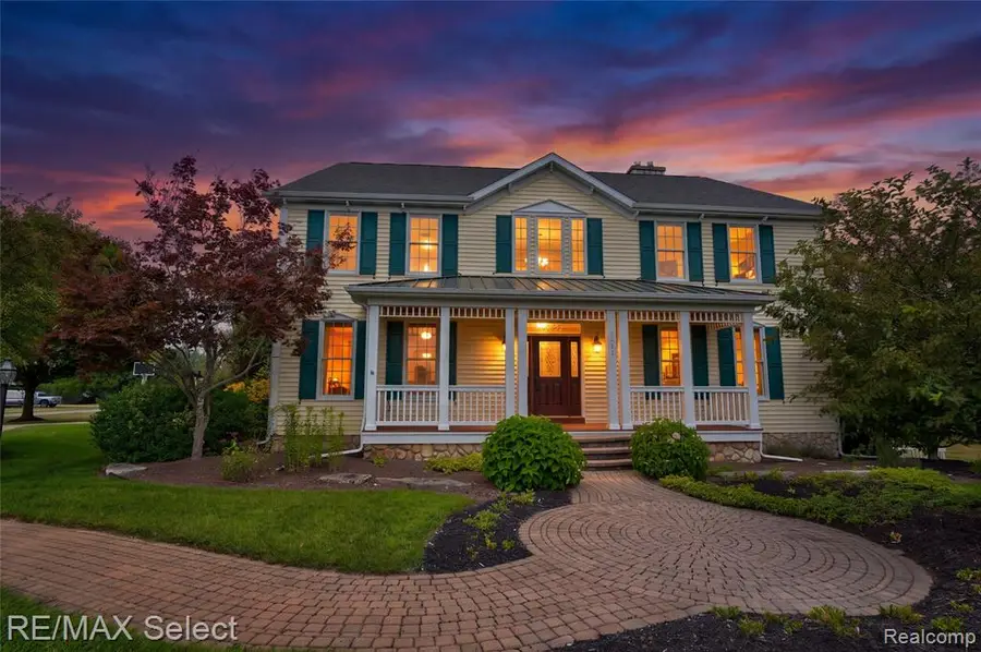 8211 Burleigh, Grand Blanc, MI 48439 - #3