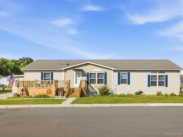 6180 Twin Lakes, Port Huron, MI 48074