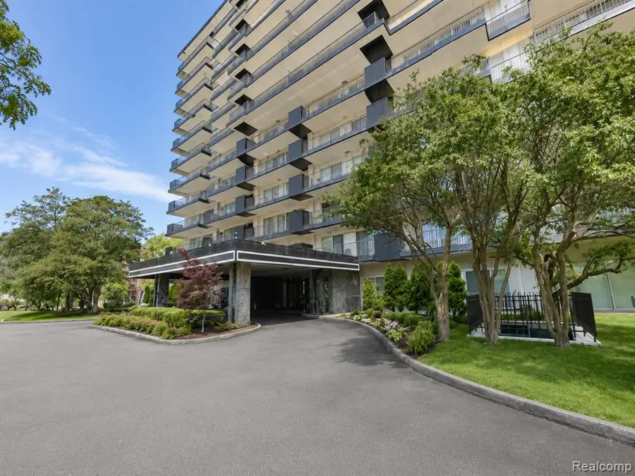 15801 Providence #9A, Southfield, MI 48075 - #3
