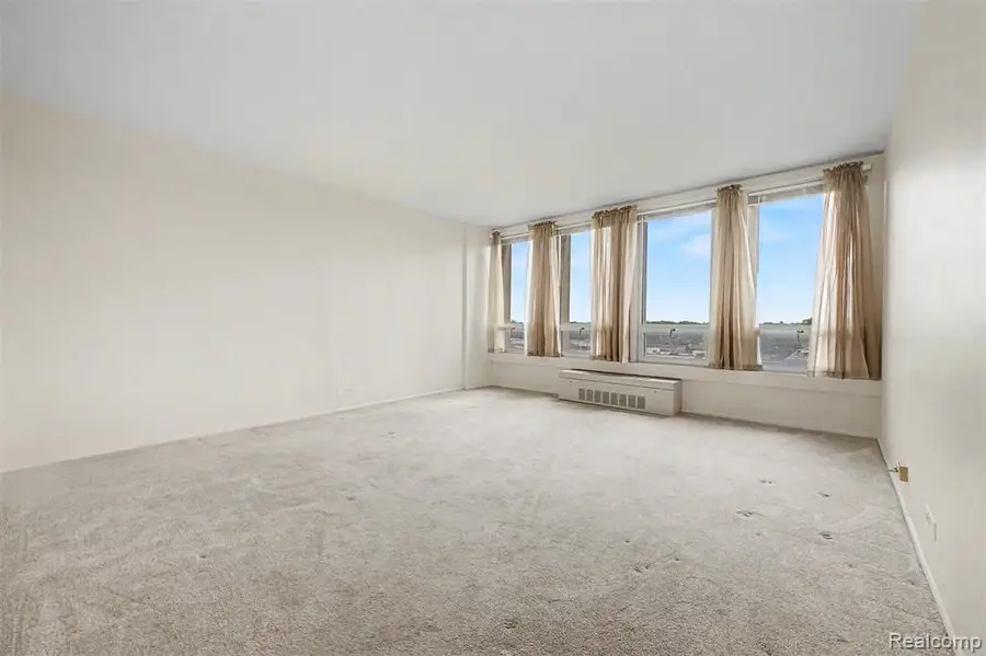 22700 Garrison #707, Dearborn, MI 48124 - #3