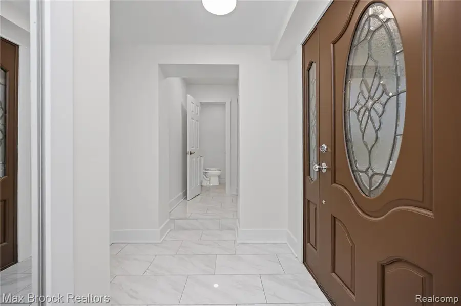 17348 Hilton, Southfield, MI 48075 - #2