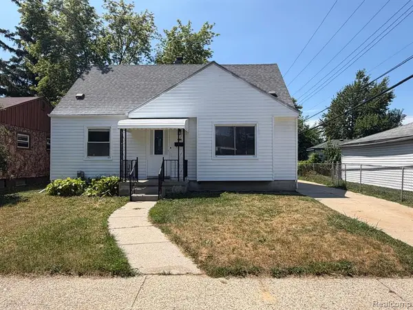 29295 Hillview, Roseville, MI 48066