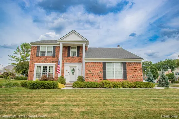 605 Thornridge, Rochester Hills, MI 48307