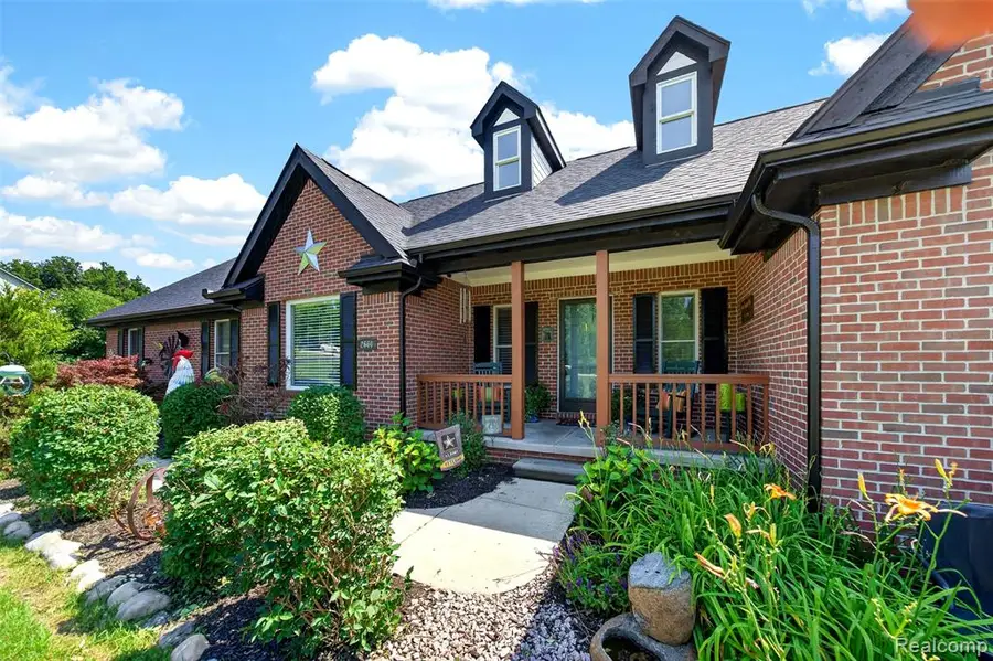 2660 Scenic Meadows, Ortonville, MI 48462 - #2