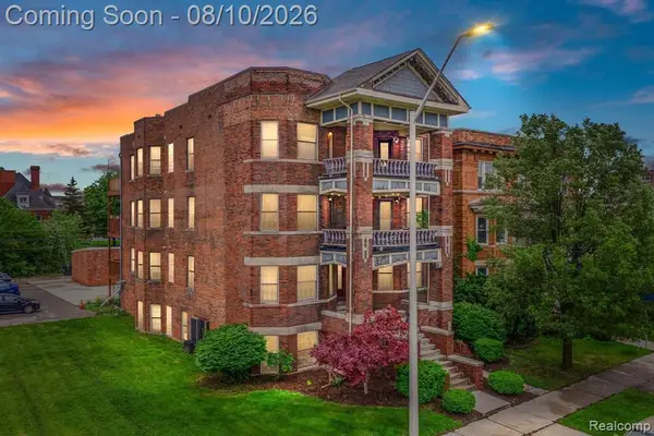 242 E Palmer #4, Detroit, MI 48202