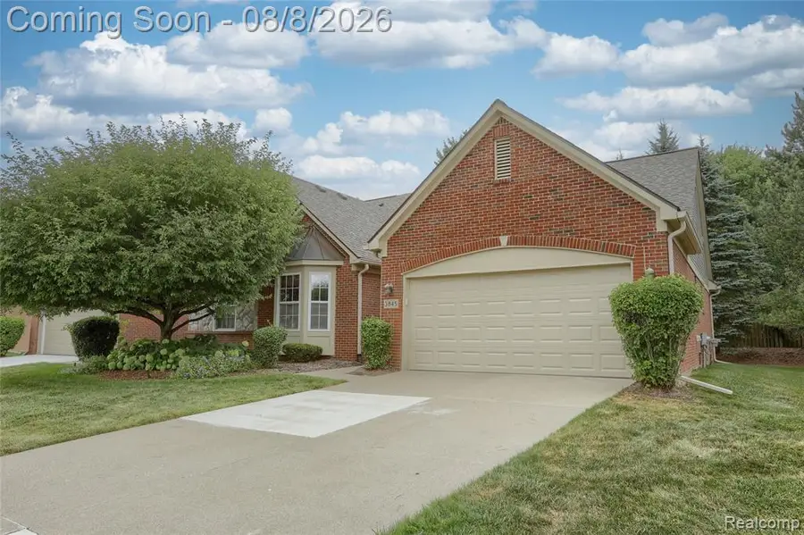 3845 Arbor, Auburn Hills, MI 48326 - #3