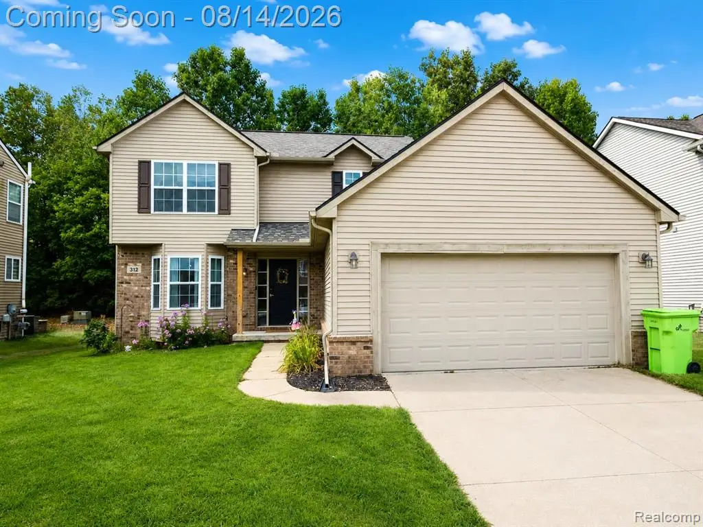 312 Dakota, White Lake, MI 48386 - #1