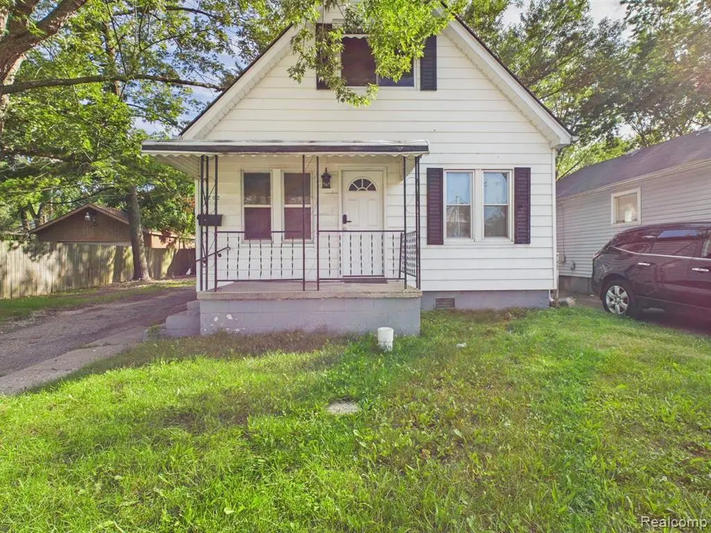 8262 Packard, Warren, MI 48089 - #1