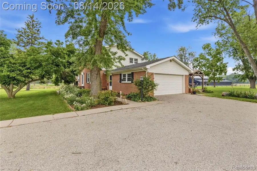 4925 S Huron River, Flat Rock, MI 48134 - #2