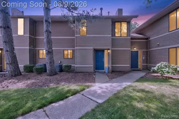 175 Briarcrest #102, Ann Arbor, MI 48104