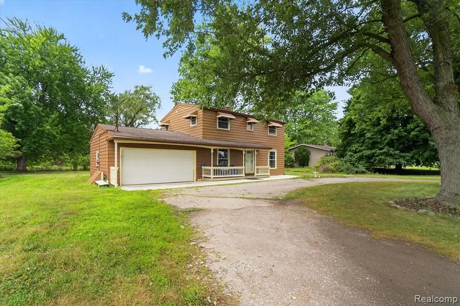 10356 Linden, Grand Blanc, MI 48439 - #2