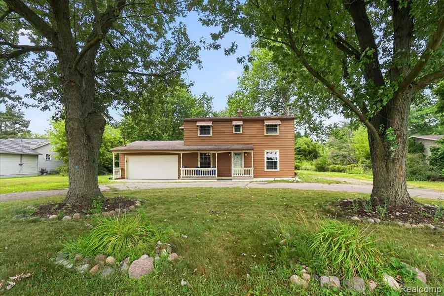 10356 Linden, Grand Blanc, MI 48439 - #3