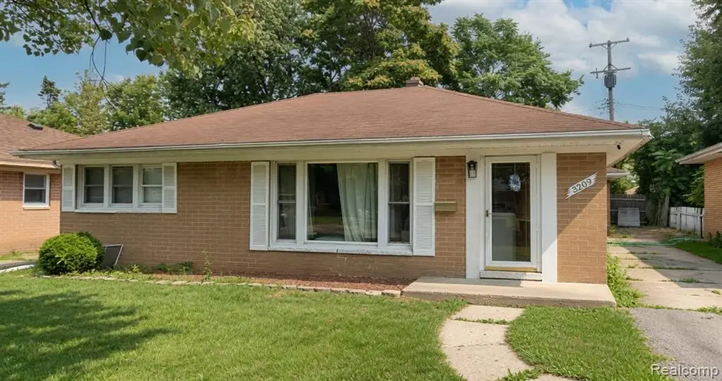 3209 Shawnee, Flint, MI 48507 - #1