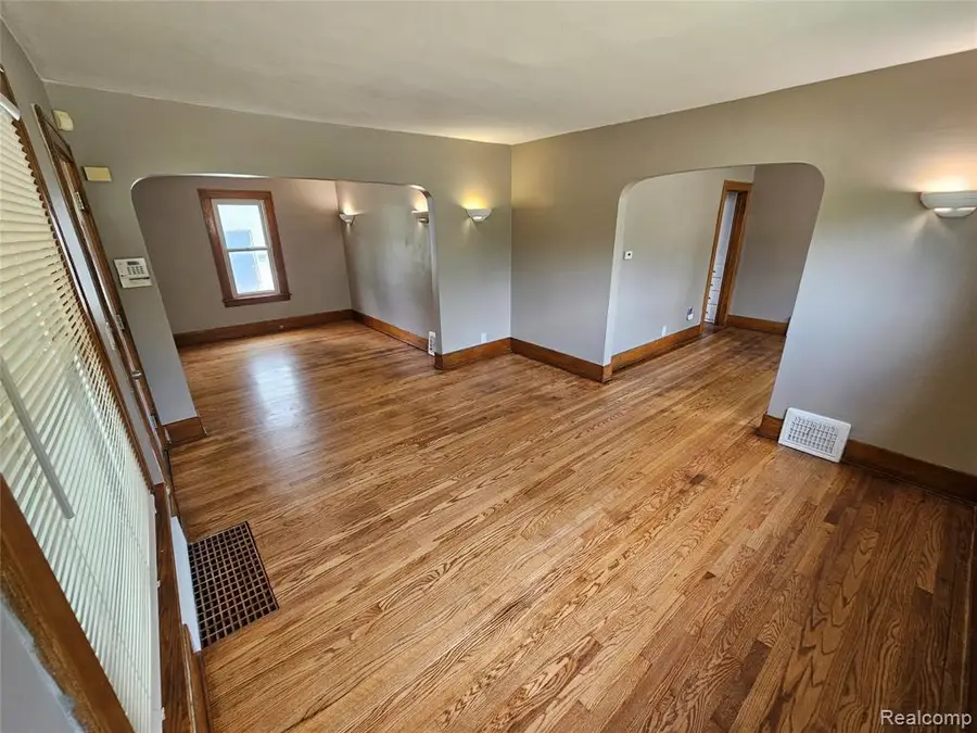 2100 Cadillac, Flint, MI 48504 - #2