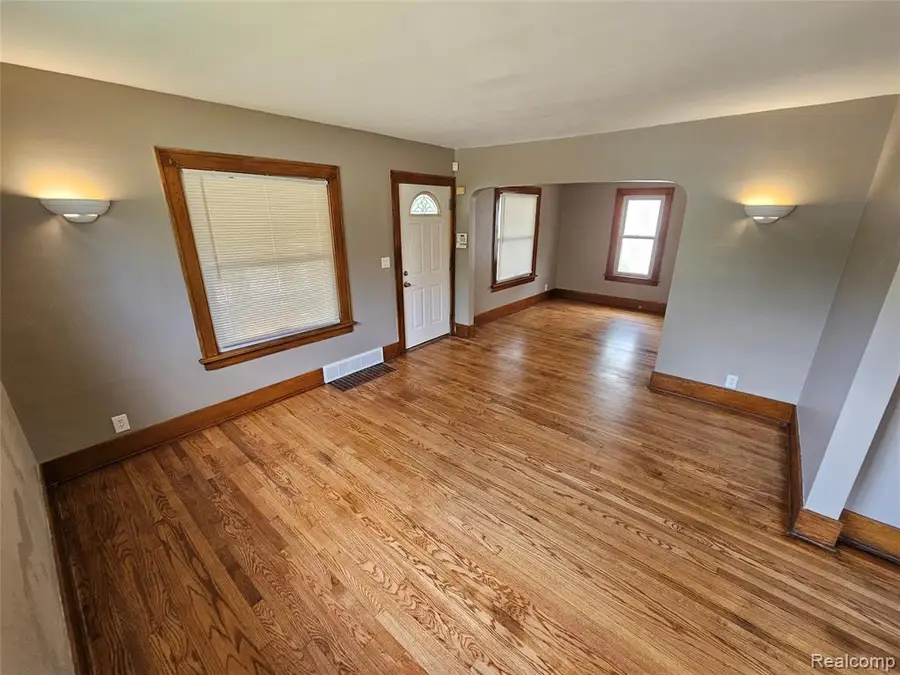 2100 Cadillac, Flint, MI 48504 - #3