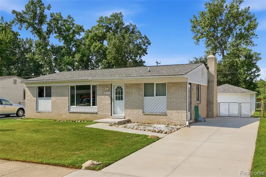 50517 Bower, New Baltimore, MI 48047 - #2