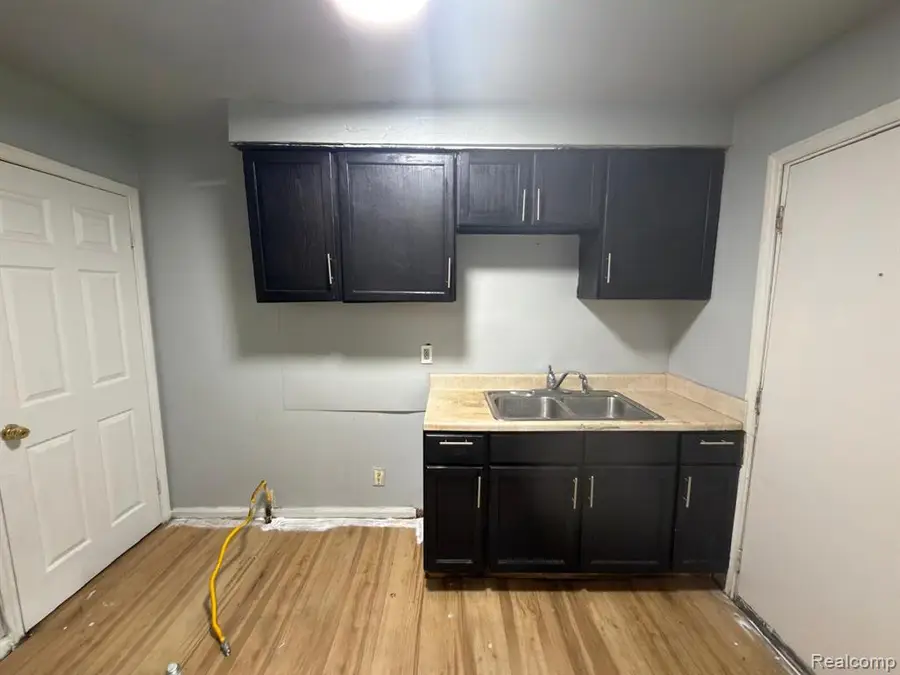 8837 Evergreen, Detroit, MI 48228 - #3